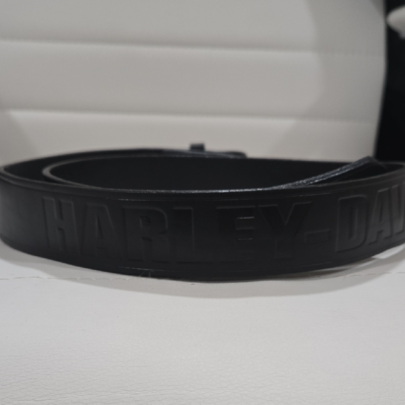 Harley-Davidson Other - Harley-Davidson Black Leather Adjustable Belt!